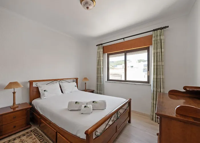 Bmyguest -